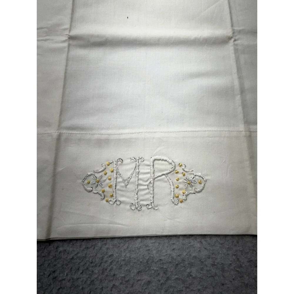 Pacific Percale Pillowcases‎ Set of 2 Mr & Mrs Embroidered Made in USA 42x38.5